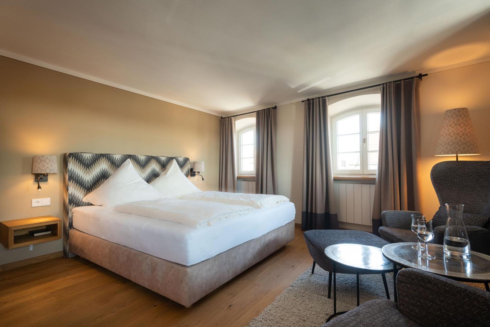 Hotel Gasthof Alte Post Holzkirchen Holzkirchen  Eksteriør bilde