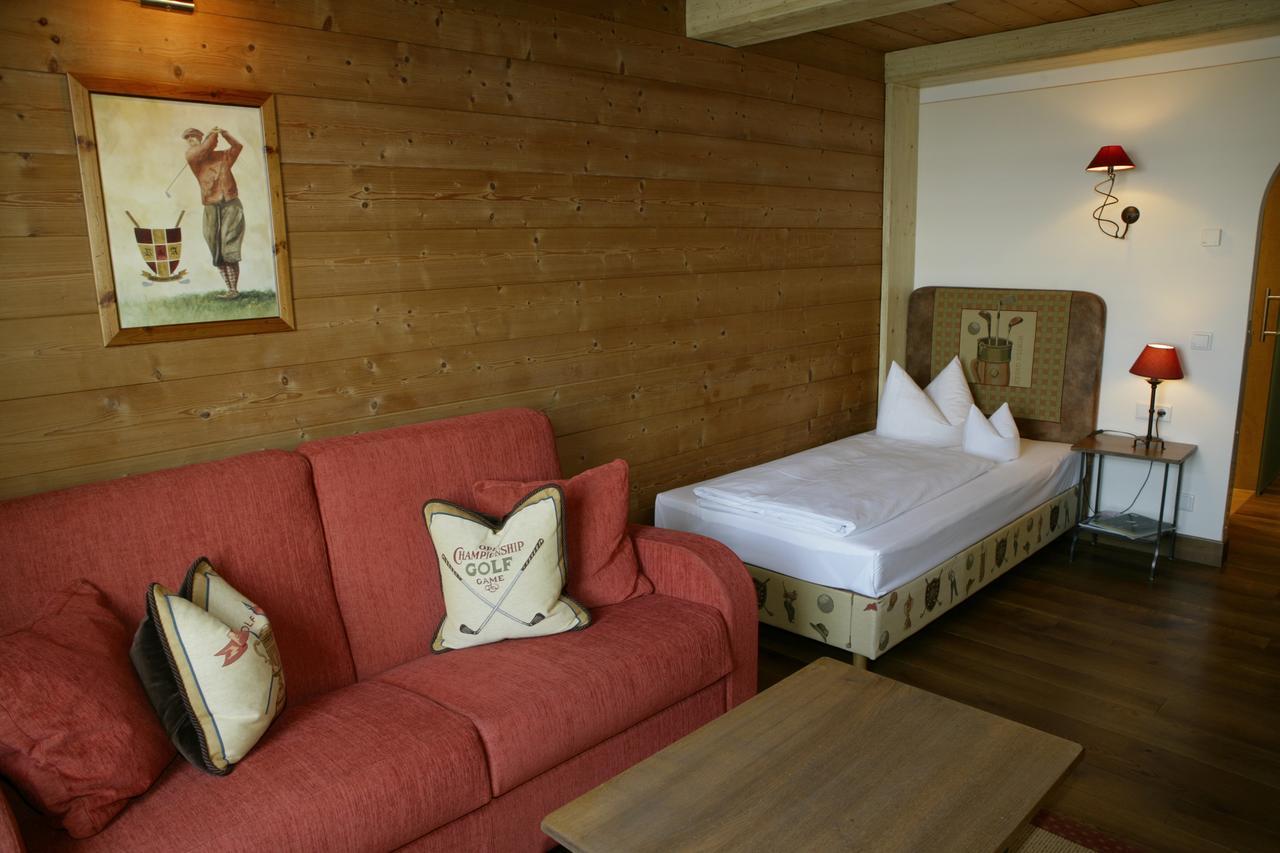 Hotel Gasthof Alte Post Holzkirchen Holzkirchen  Eksteriør bilde